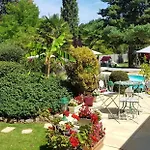 بيت ضيافة Domaine De La Dame Blanche Siorac-en-Périgord